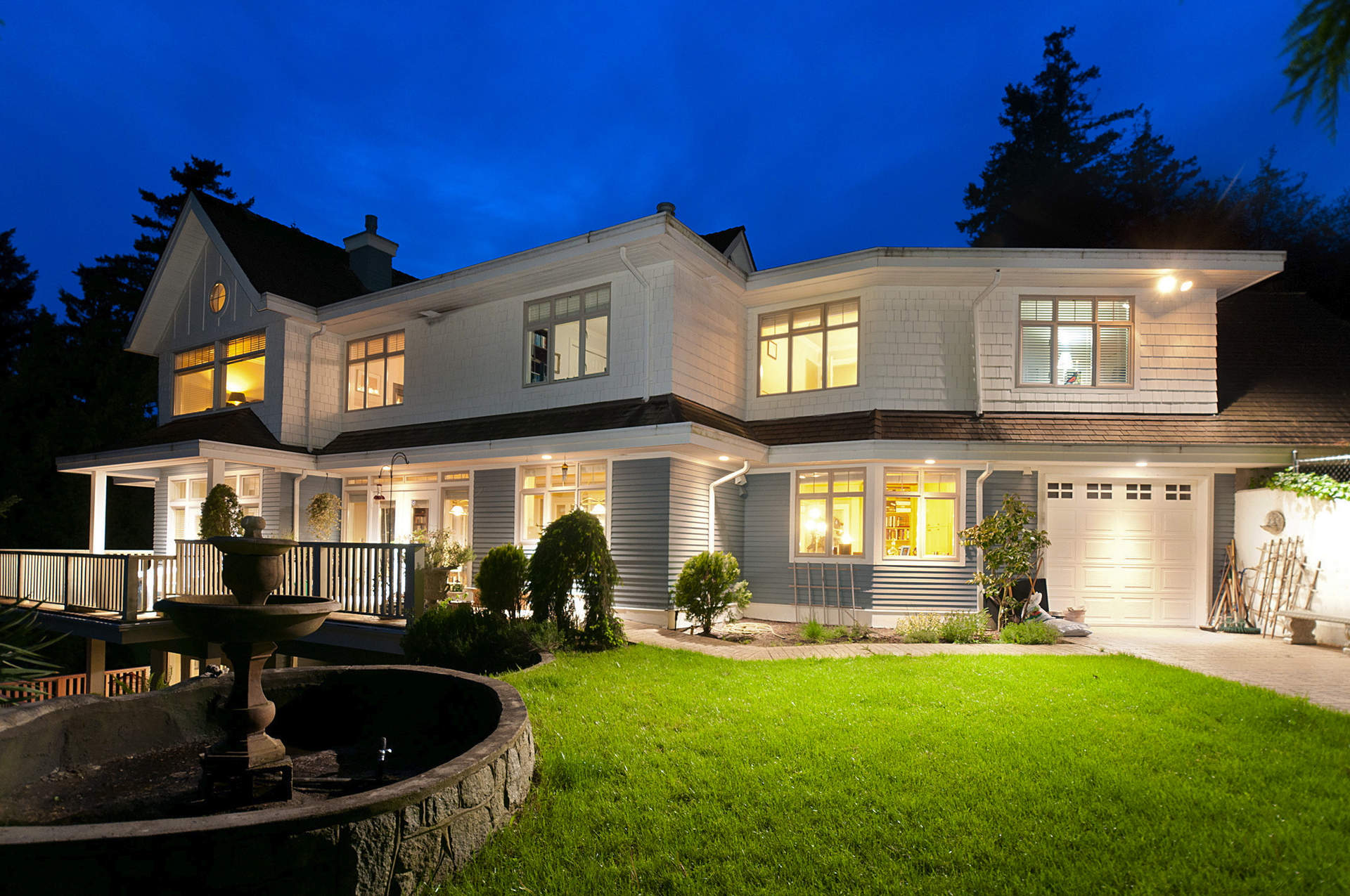 Spectacular Traditional Family Residence in the Heart of Caulfeild!