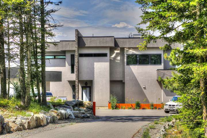 50 Blacktail Place West Vancouver Homes And Real Estate Canada